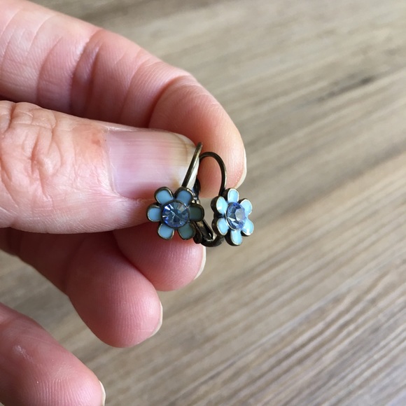 2 for $10 Avon Vintage Brass and Crystal Earrings - Picture 6 of 8